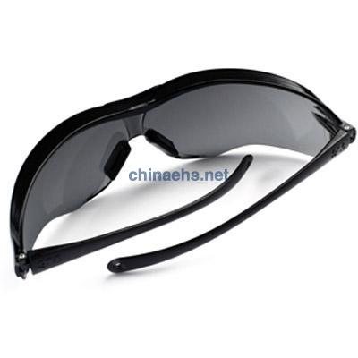 3M 10435 中国款流线型防护眼镜（灰色镜片，防雾）